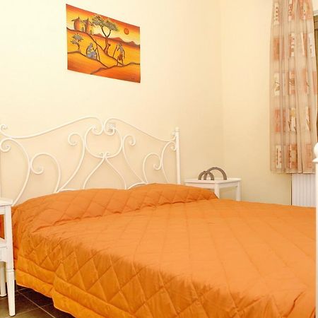 Provenzo And Meliti Villas Лурдата Екстериор снимка