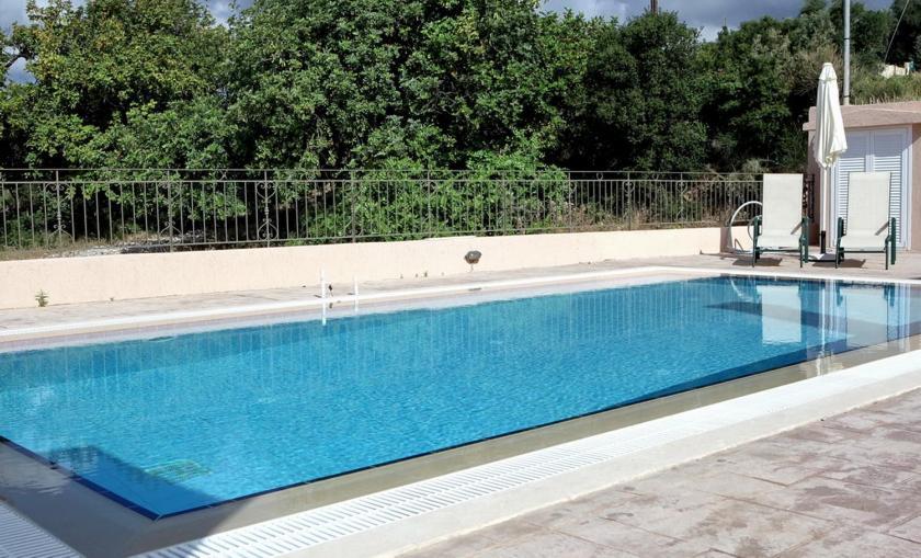 Provenzo And Meliti Villas Лурдата Екстериор снимка